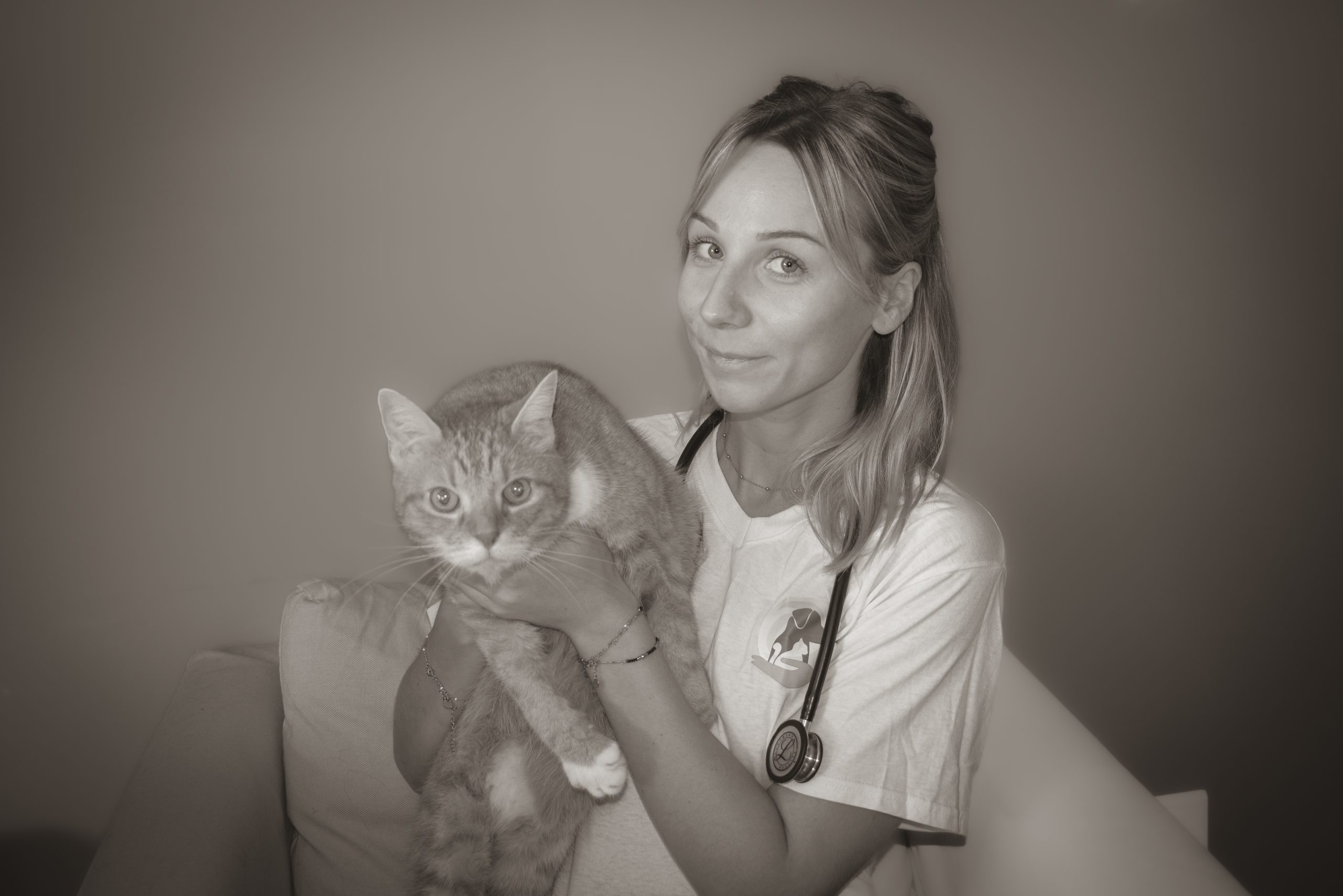 Clinique d’urgence vétérinaire AVIGNON 24h/24 | Dr. Vicky BOGAERT